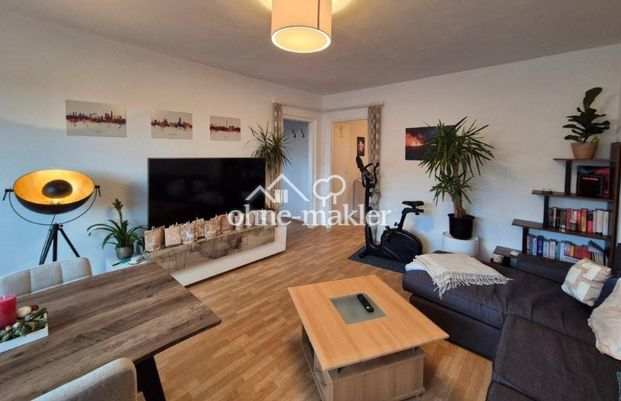 Lichtdurchflutete 2-Zimmer-Wohnung mit Balkon & Stellplatz in Wedel (S1 Hamburg) - Foto 1