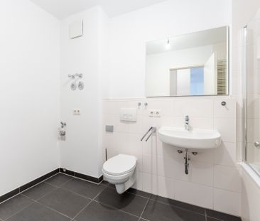 Moderne Terrassenwohnung mit kleinem Garten ab 1.7. - Photo 5