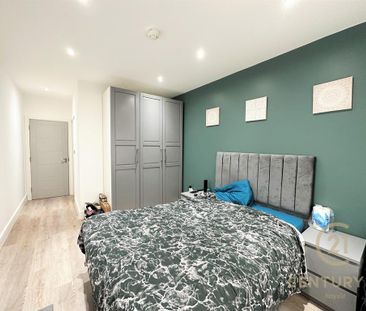 1 bedroom in a house share to rent - Photo 6