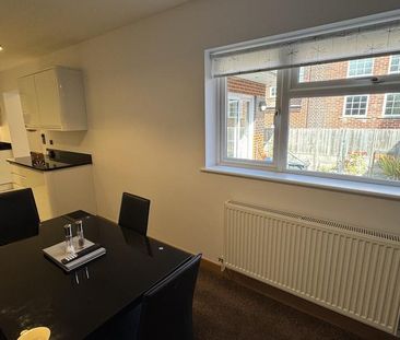 2 bedroom ground floor flat to rent - Photo 4