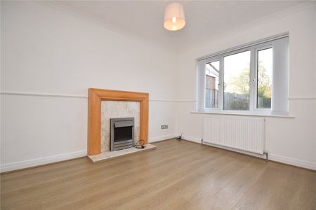 3, Broadcroft Grove, Tingley, Wakefield, West Yorkshire, WF3 1TU - Photo 5