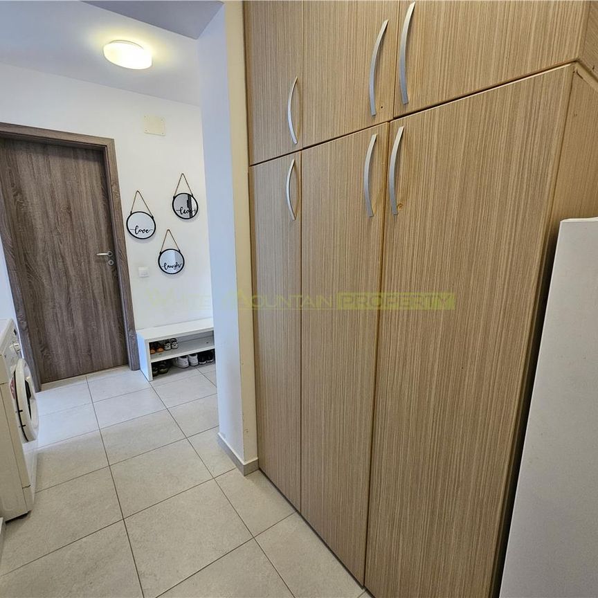 One bedroom apartment in Urban Residence Tractorul - Fotografie 1