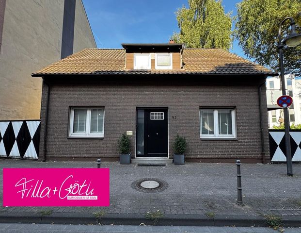 Zentral wohnen mit eigenem Garten: Erdgeschosswohnung in Gütersloh! - Photo 1