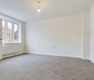 2 bedroom end of terrace house to rent - Photo 5