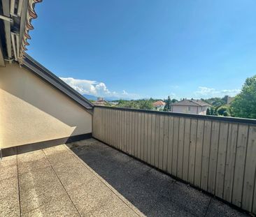 Superbe duplex rénové de 4,5 pièces dans un cadre calme et verdoyant - Photo 3