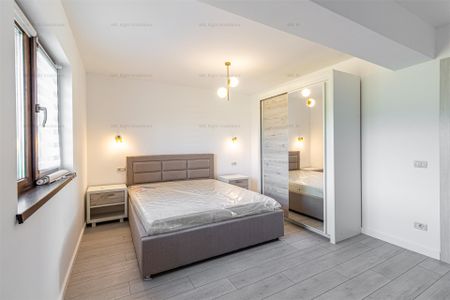 Casa 4 camere tip Duplex | curte individuala | Cristian - Fotografie 3