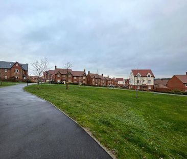 3 bedroom terraced house to rent - Photo 3