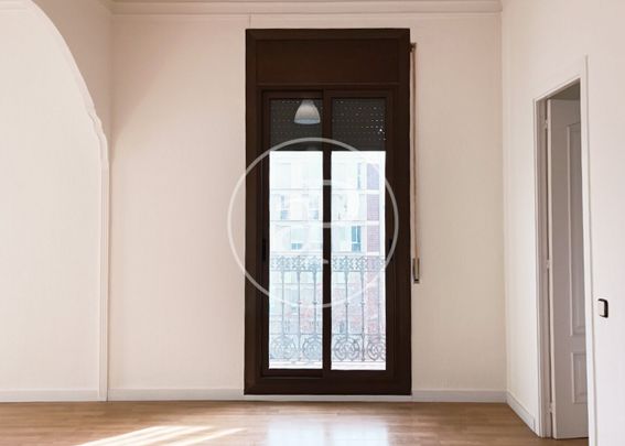 Apartment for Rent on Comte d’Úrgell Street - Photo 1