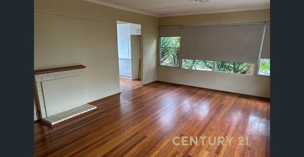 Spacious Family Home in a Peaceful Doveton Location - Photo 1