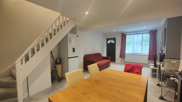 2 bedroom terraced house to rent - Photo 1