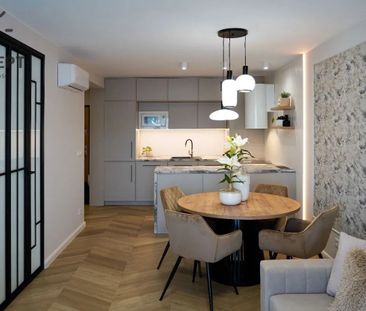 Eleganckie 2 pok. | Balkon | Garaż | AC | Centrum - Zdjęcie 3