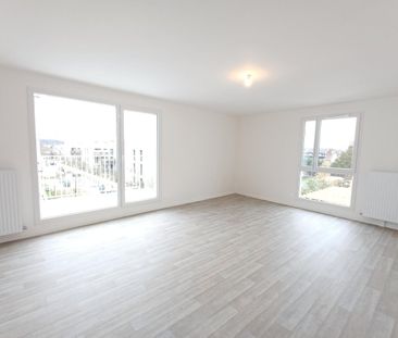 location Appartement T3 DE 60.3m² À CARRIERES SOUS POISSY - Photo 3