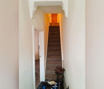 4 bedroom terraced house to rent - Photo 5