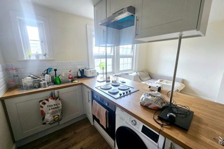 John Street - Photo 4