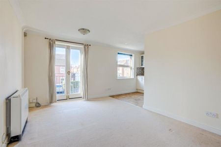 2 bedroom house to rent - Photo 2