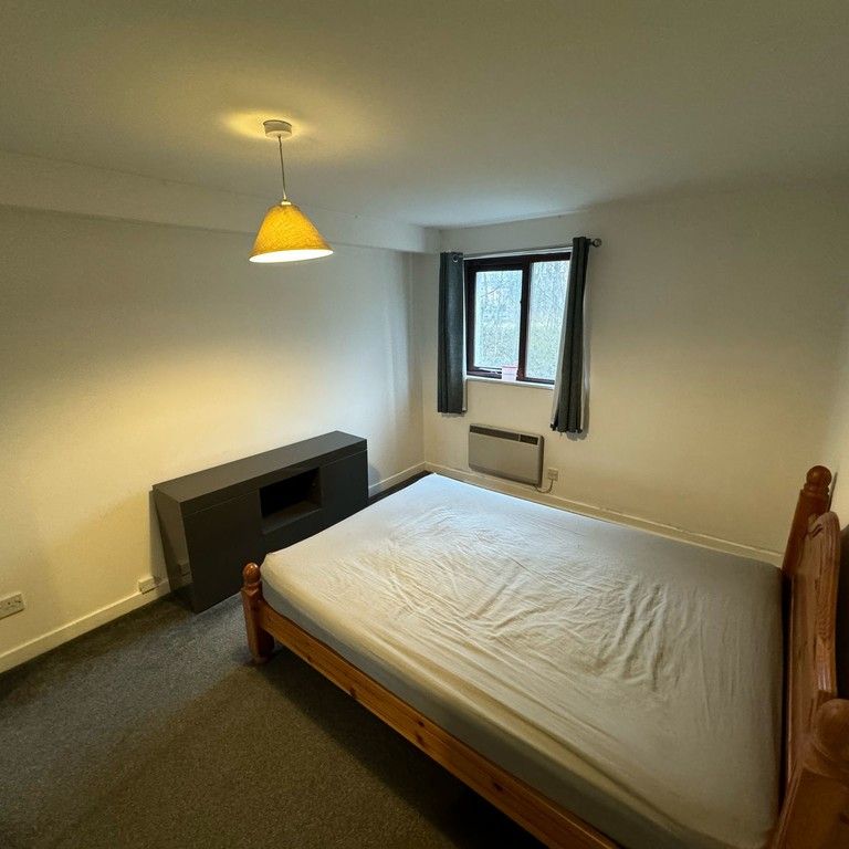 1 Bedroom Property To Rent - Photo 1