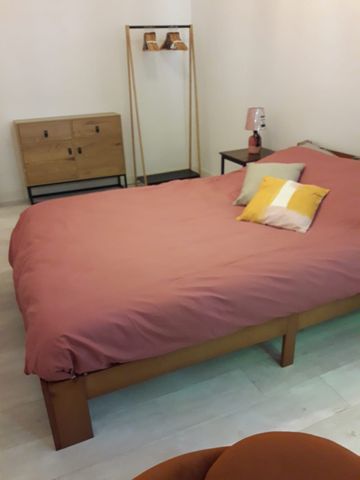 Location Appartement 2 pièces 56m² MARSEILLE 7ème - Photo 5