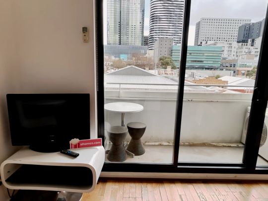 Superior 2 Bedroom/2 bathroom - Photo 1