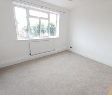 3 bedroom bungalow to rent - Photo 3