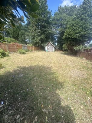 Room in a Shared House, Heathfield Road, B19 - Photo 1