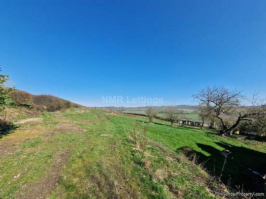 4 bedroom property to rent in Consett - Photo 1