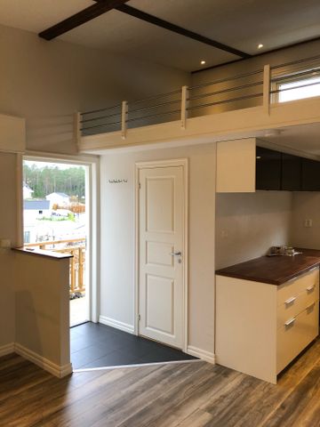 Lavretsvägen, Botkyrka - Photo 2