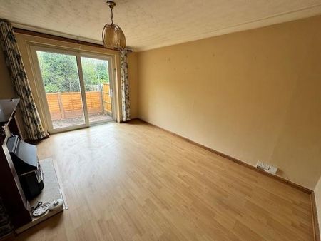 2 bedroom bungalow to rent - Photo 2