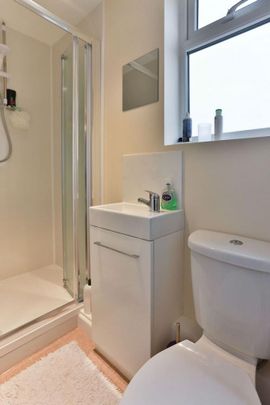 5 bedroom terraced house to rent - Photo 1