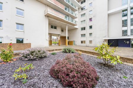 1 bedroom apartment to rent - Photo 2