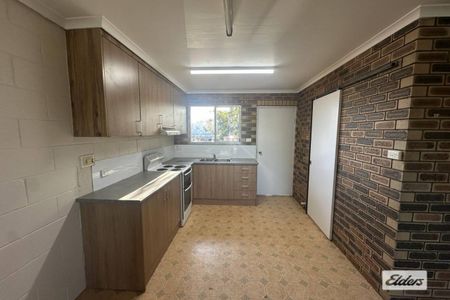 Freshly Updated 2-Bedroom Brick Unit in Prime Gatton Location - Photo 4
