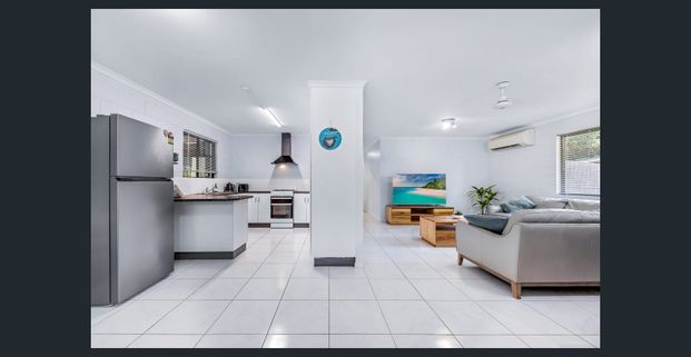 Furnished home with Pool - Photo 1