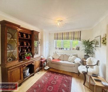 High Street, Hauxton, Cambridge, CB22... - Photo 2