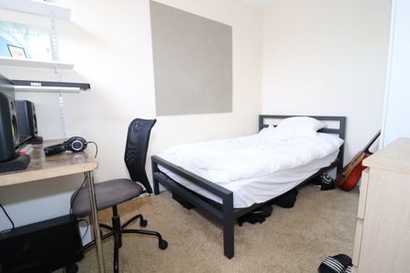 Arabella Street, Roath - Photo 4