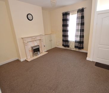 2 Bedroom Terraced House - Photo 5