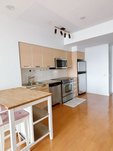 For Lease - 33 Charles Street Unit# 2006, Toronto, Ontario - Photo 3