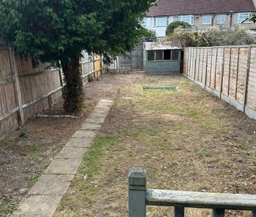 4 bedroom terraced house to rent - Photo 4