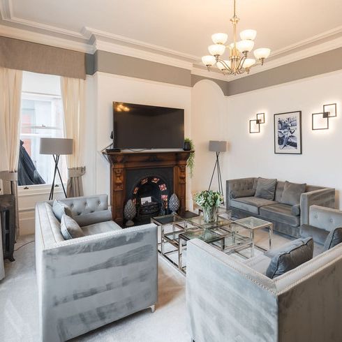 Telford House - Photo 1