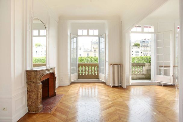 Location appartement, Paris 7ème (75007), 4 pièces, 89.76 m², ref 85419230 - Photo 1