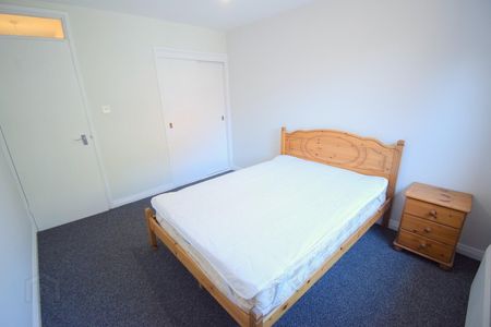 1b Windsor Mews, BT96FD, Belfast - Photo 4