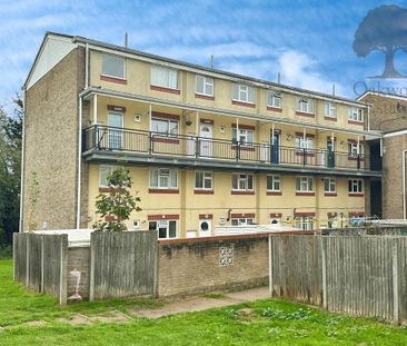 3 bedroom maisonette to rent - Photo 2