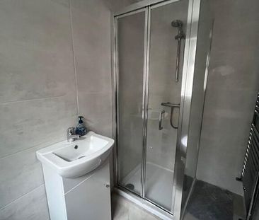 STUDENT ACCOMMODATION, 27 Barry Street, Derry/Londonderry, BT48 7PJ - Photo 4