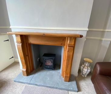 208 Donegall Avenue, Belfast, BT12 6LY - Photo 2