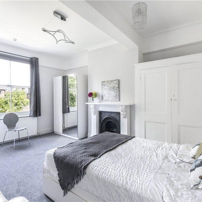 1 bedroom in a house share to rent - Photo 1