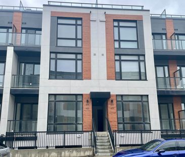 For Lease - 2 Steckley House Lane Unit# 924, Richmond Hill, Ontario - Photo 3