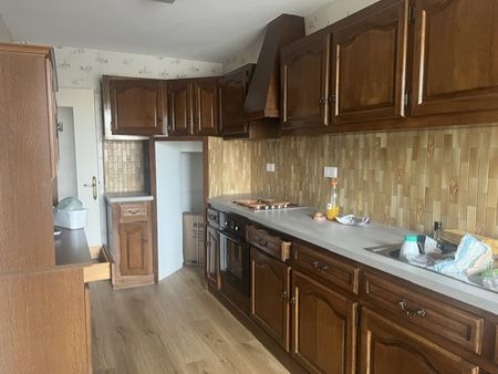 Location Appartement 4 pièces 78m² GRANVILLE 50400 - Photo 5