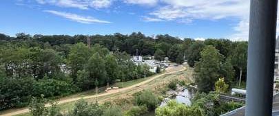 ** Einbauküche & Gartenanteil ** Moderne Dachgeschosswohnung direkt an der Chemnitz - Photo 1