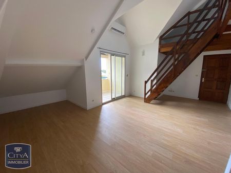 Location Appartement 1 pièce 35m² ST DENIS 97400 - Photo 3