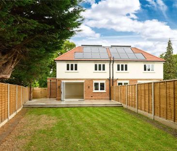 Beautifully finished new-build home just 0.5 miles from Walton-On-T... - Photo 5