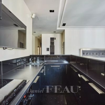 Appartement à louer à Paris 8Ème - Photo 1