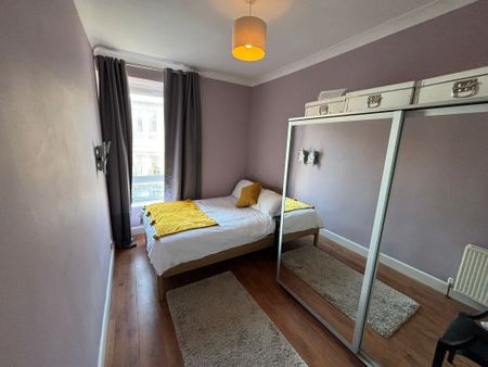 Esslemont Avenue, Aberdeen - Photo 2